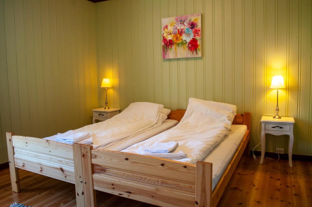 Fyresdal Gjestehus Moland Extérieur photo