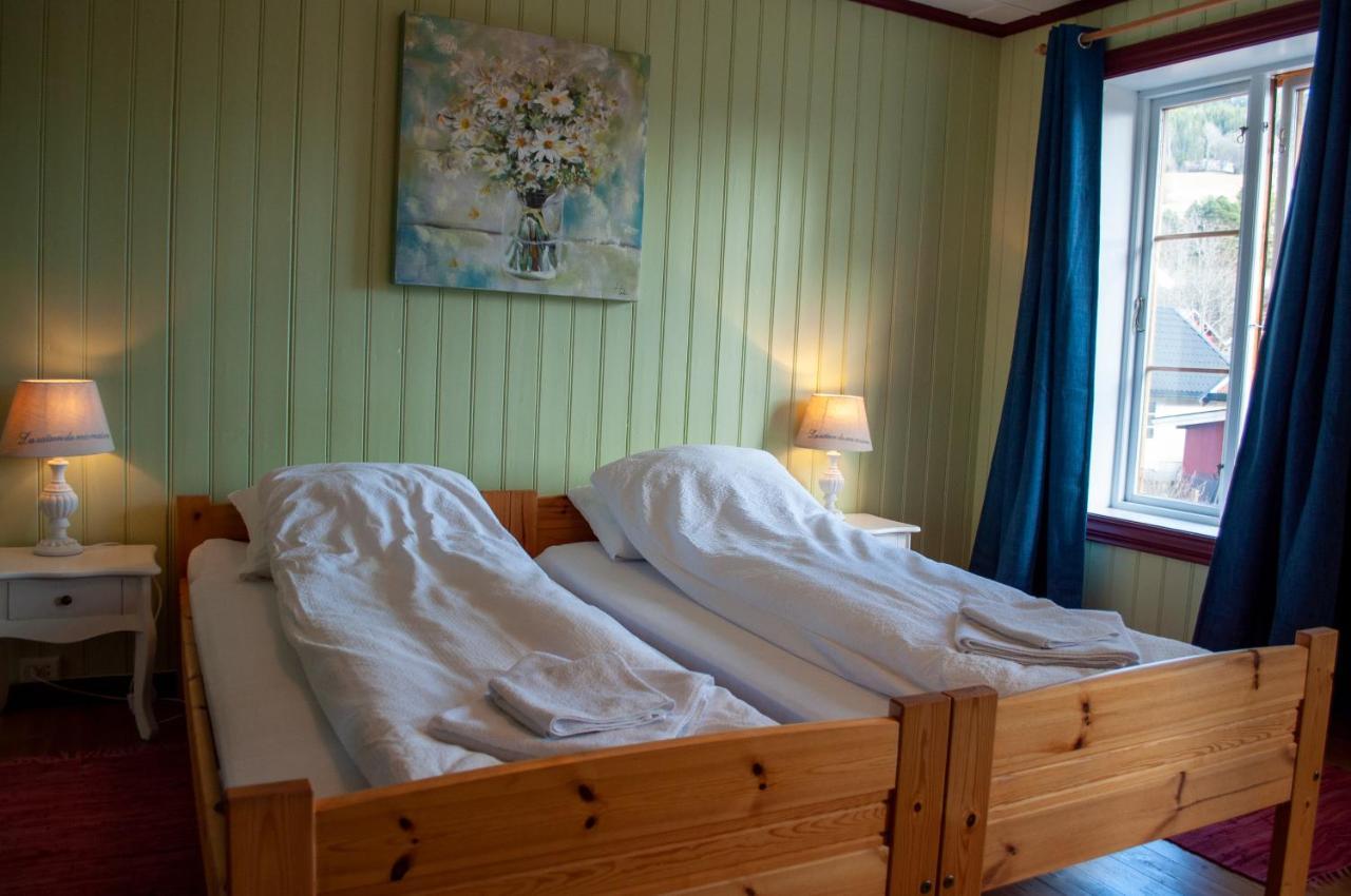 Fyresdal Gjestehus Moland Extérieur photo